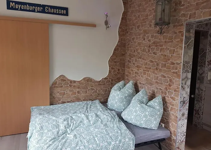 Kleine Gemuetliche Altstadt-, Monteurwohnung In